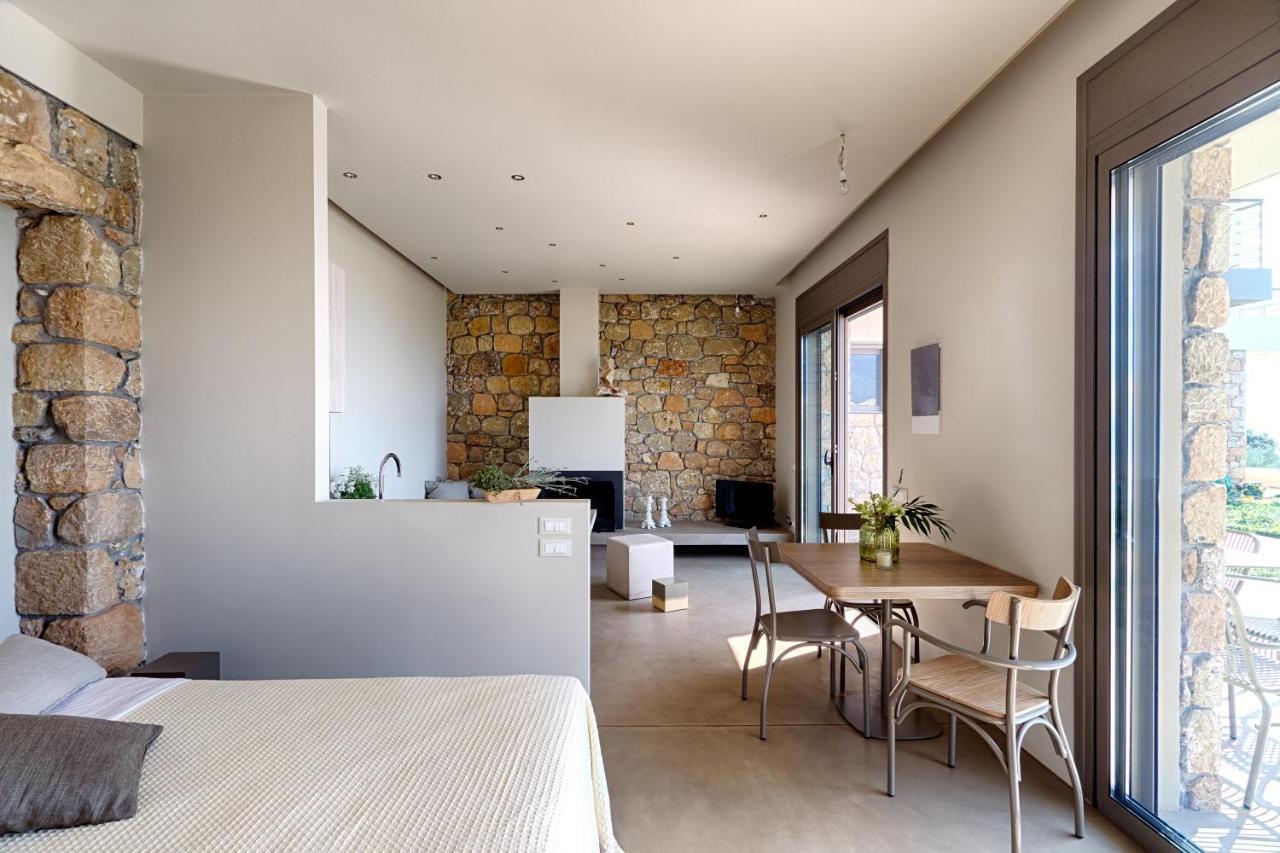 Euphoria Suites Avía Екстериор снимка