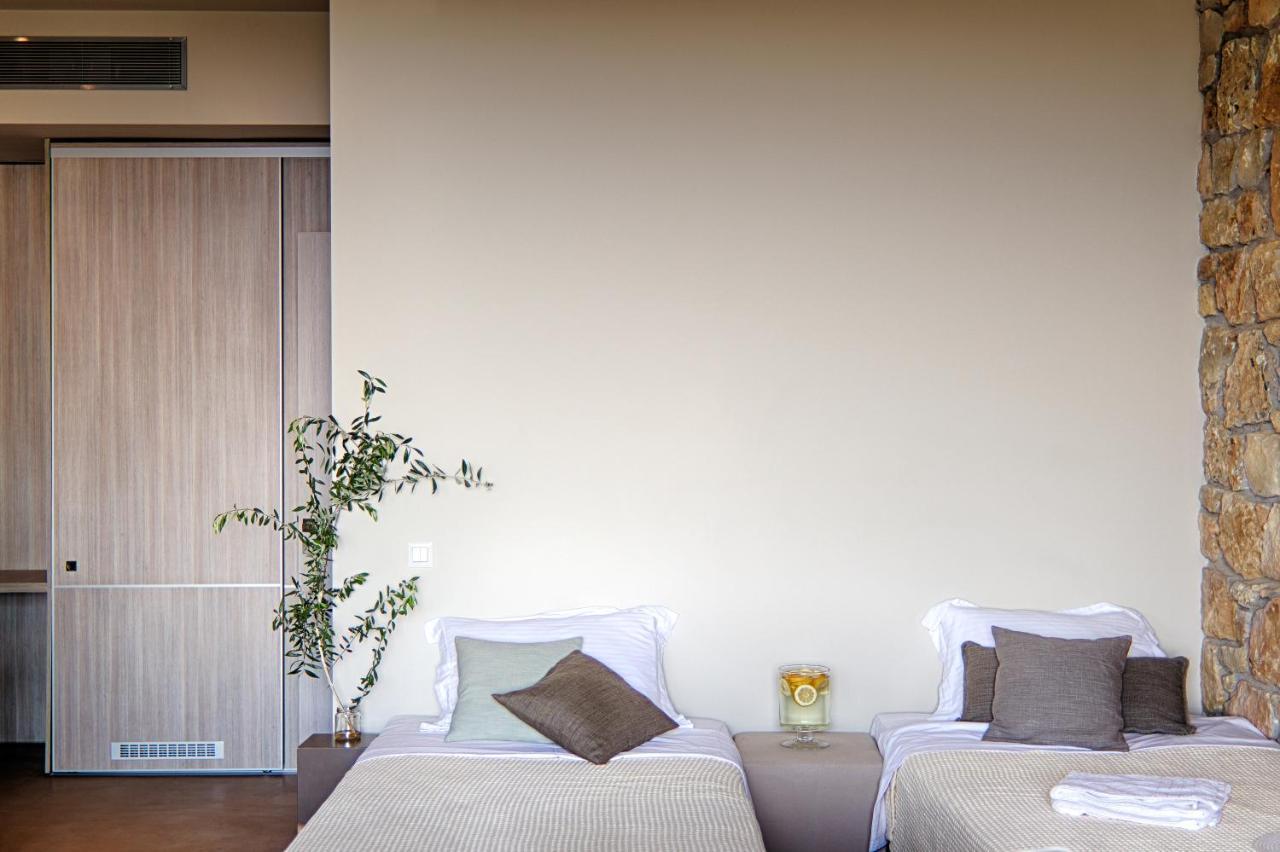 Euphoria Suites Avía Екстериор снимка