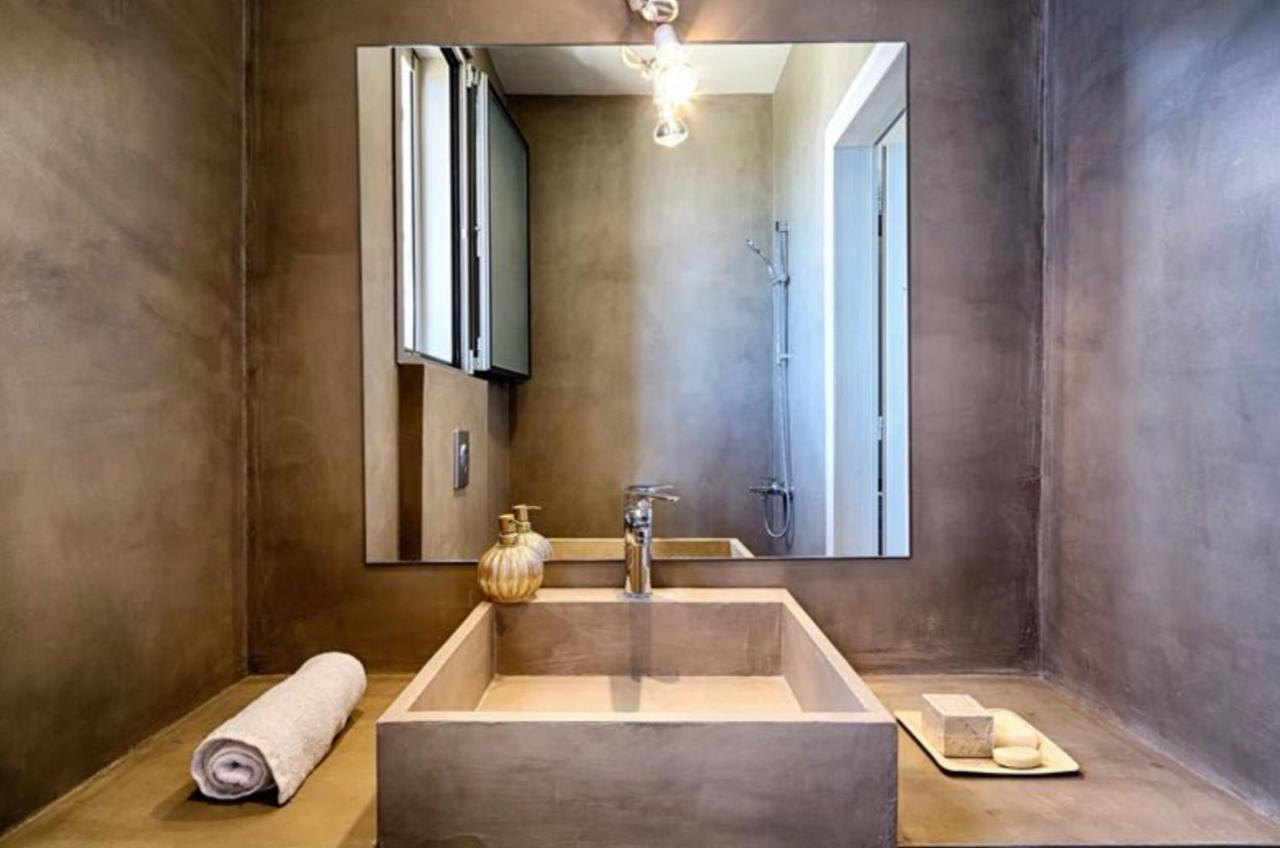 Euphoria Suites Avía Екстериор снимка