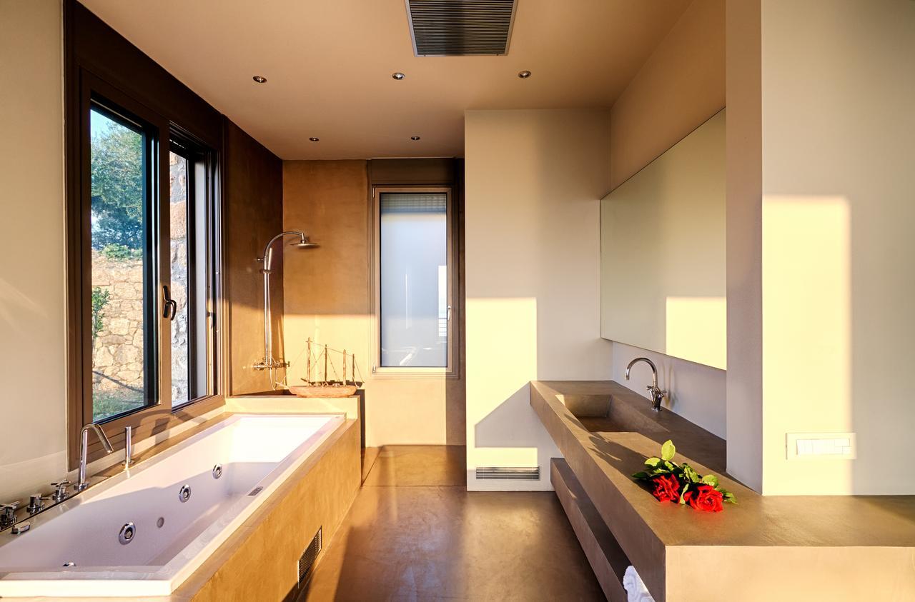 Euphoria Suites Avía Екстериор снимка